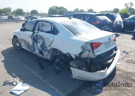 2016 Volkswagen Passat 1.8T Sel/1.8T Sel Premium из США, поврежденный, VIN 1VWCT7A37GC069201